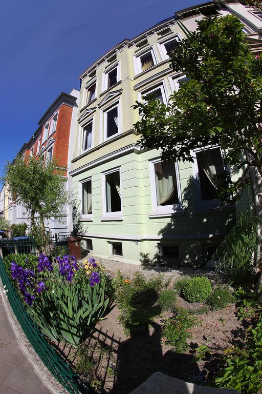 Jessop Haus *